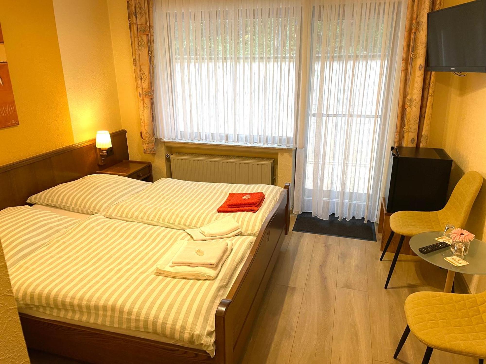 Ferienpension Bei Stenze Senheim Chambre photo
